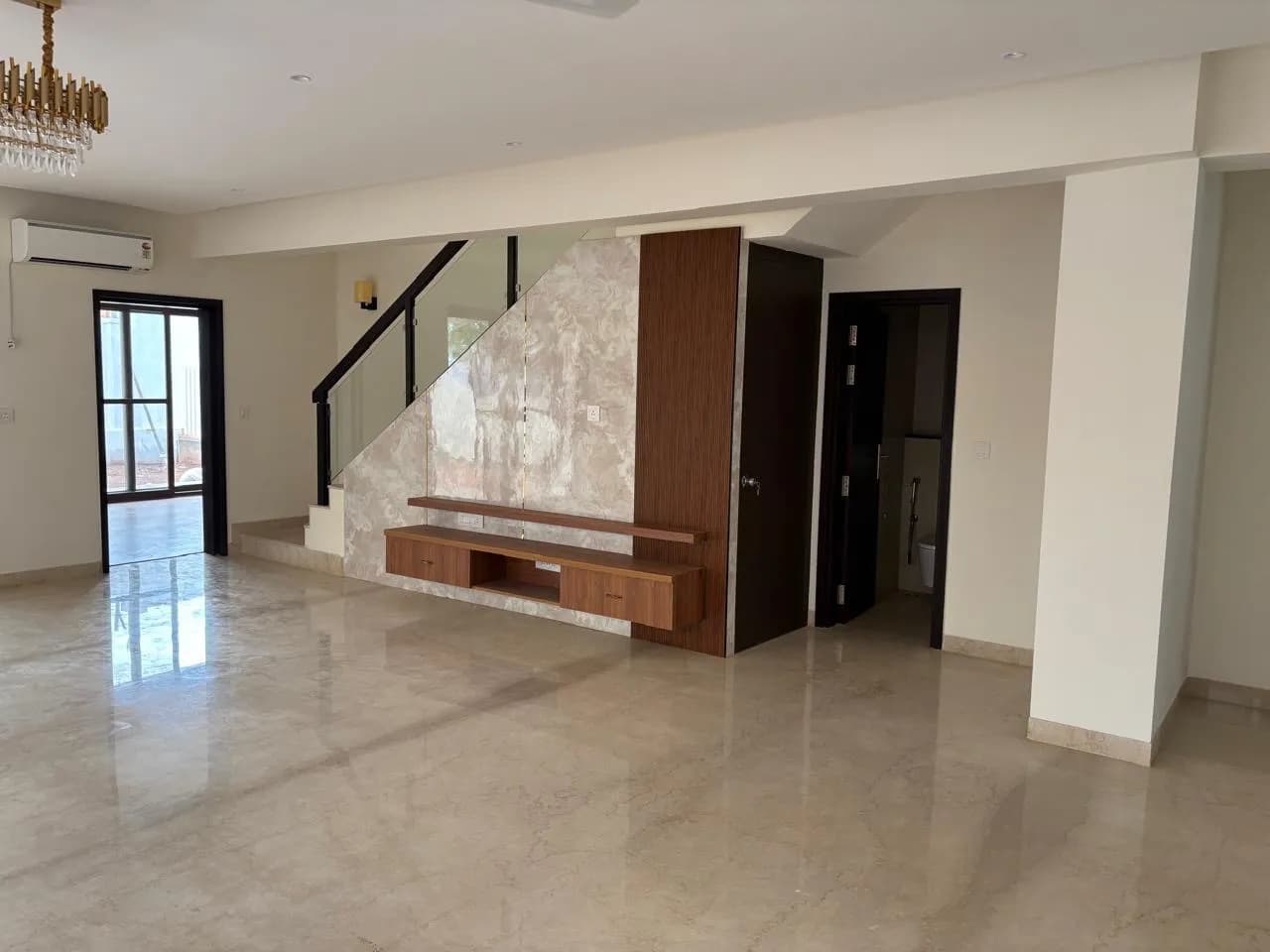 Villa photo 4