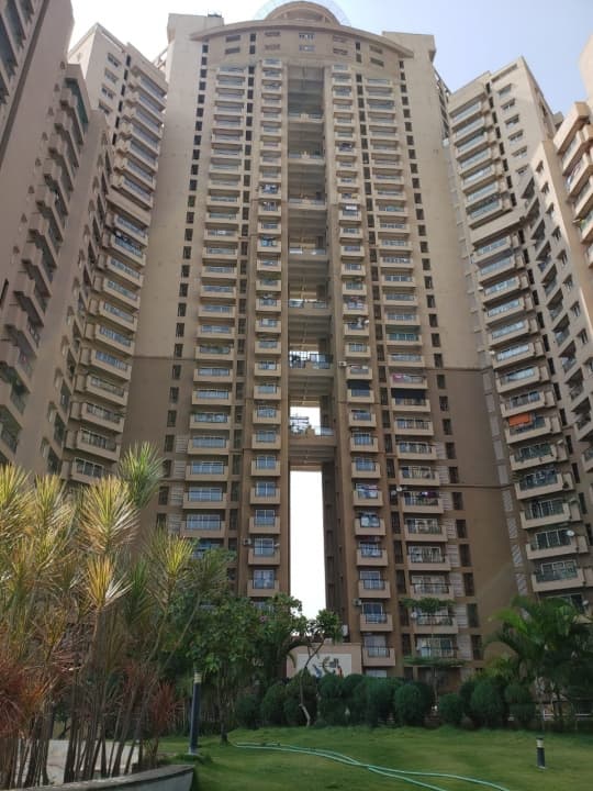 Spacious 3 BHK Flat for Rent in Salarpuria Sattva Gold Summit, Kuvempu Layout, Hennur Main Road, Measuring 2264 Sqft