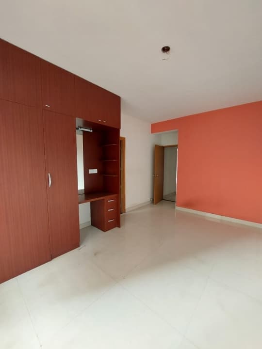 Apartment photo 4